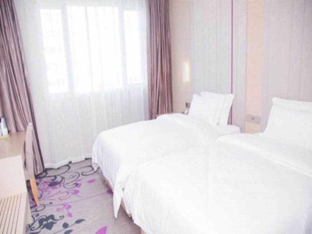 Lavande Hotel Nanchang Ai XI Hu Subway East Station Branch Eksteriør billede