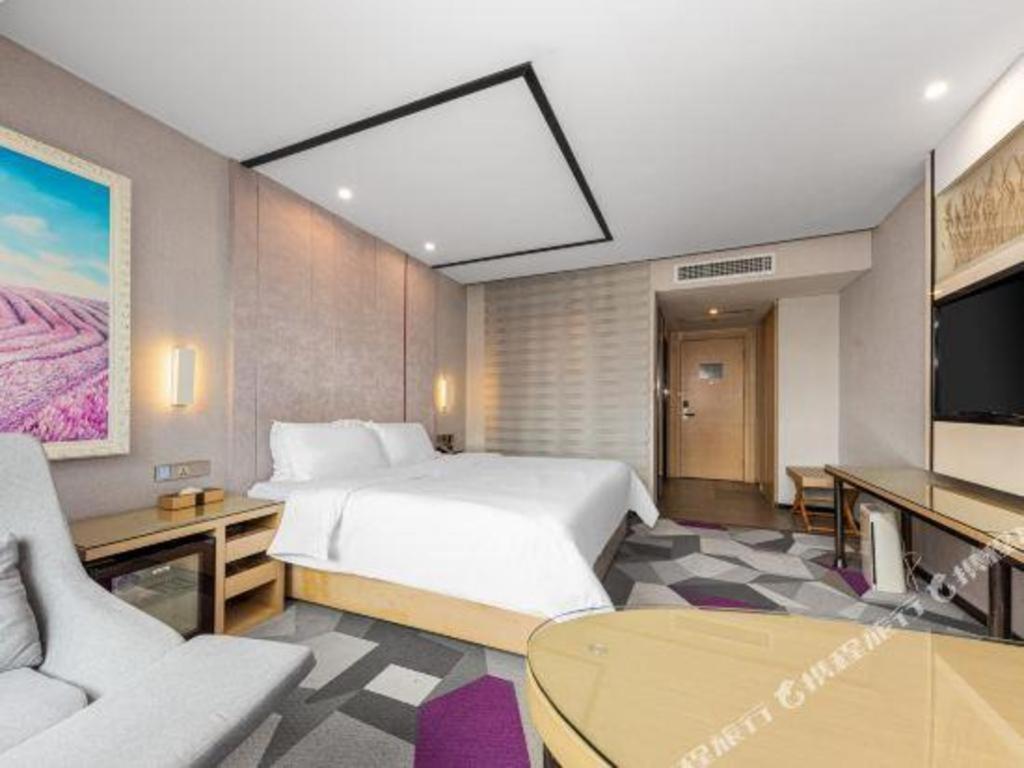 Lavande Hotel Nanchang Ai XI Hu Subway East Station Branch Eksteriør billede