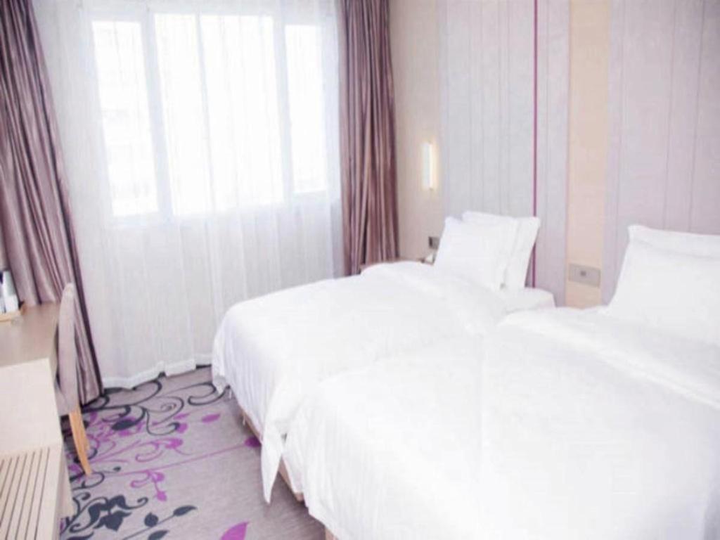 Lavande Hotel Nanchang Ai XI Hu Subway East Station Branch Eksteriør billede